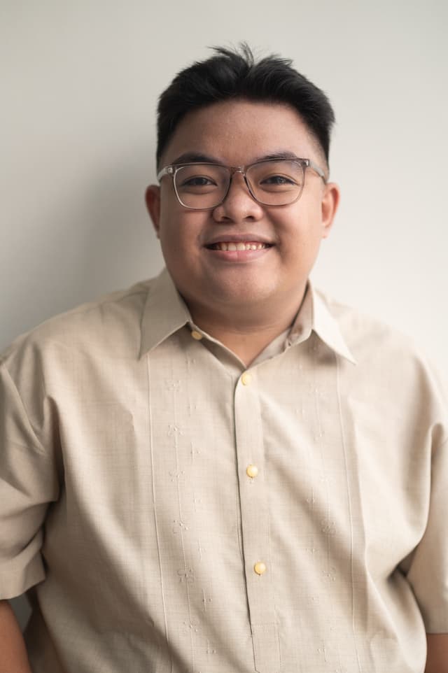 Maui-Headshot